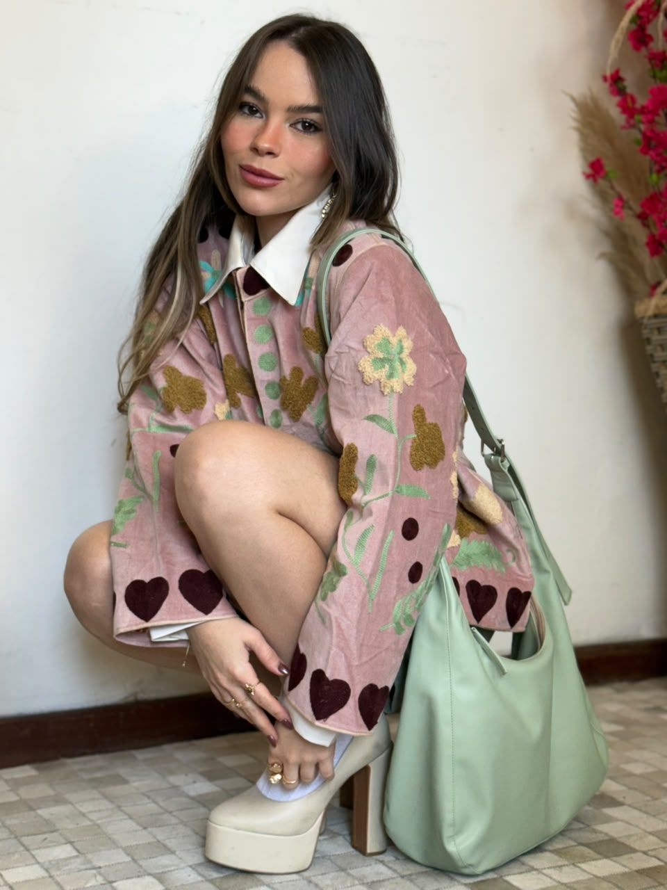 Jaqueta Suzani Veludo Bordada Rosé - Imagem 9