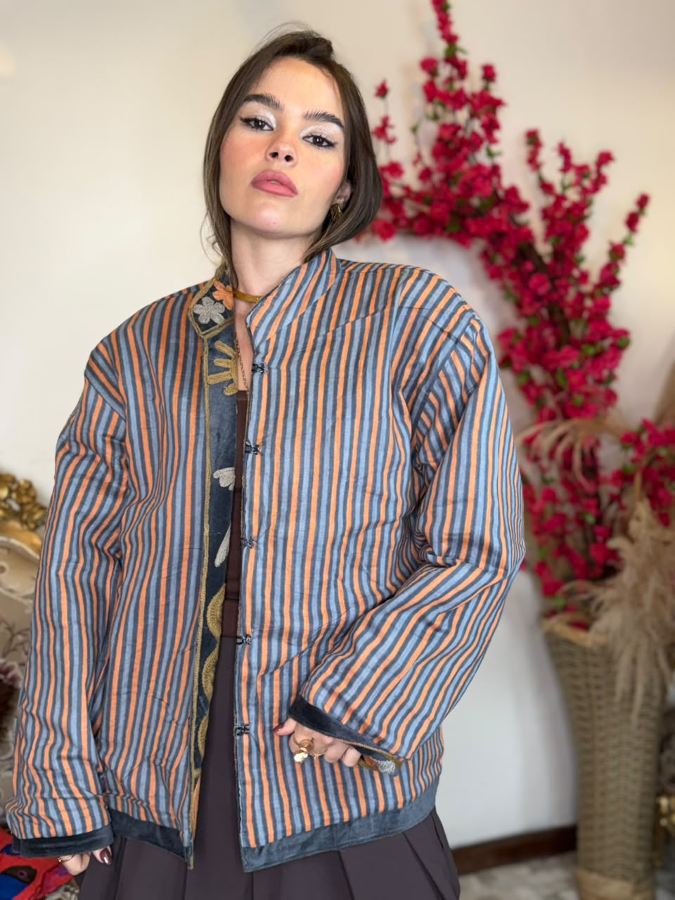 Jaqueta Suzani Veludo Cinza e laranja - Imagem 6