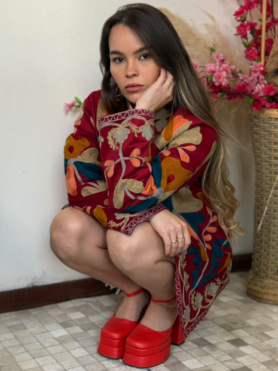 Jaqueta Suzani Veludo Vermelha Escarlate - Imagem 5