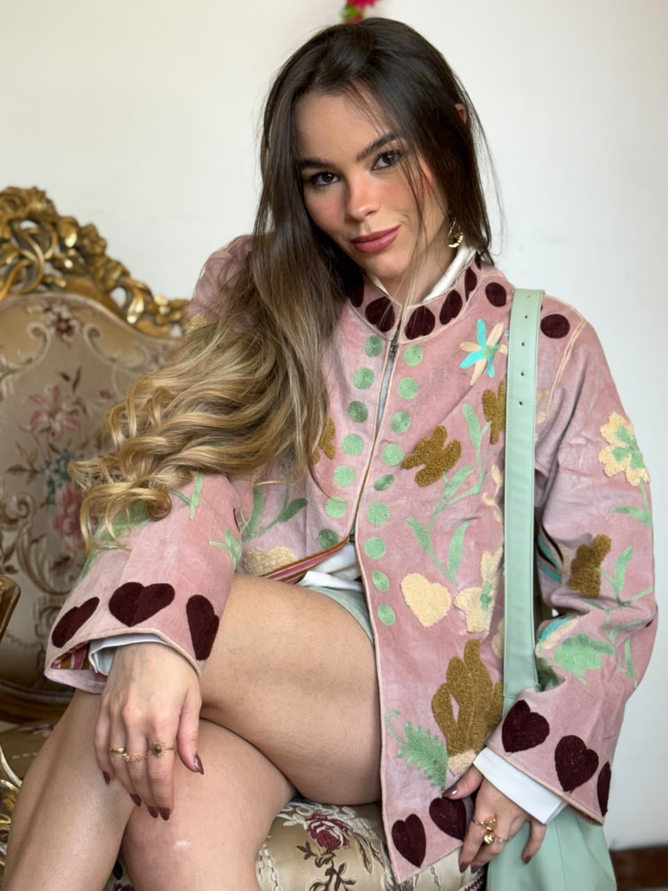 Jaqueta Suzani Veludo Bordada Rosé - Imagem 5
